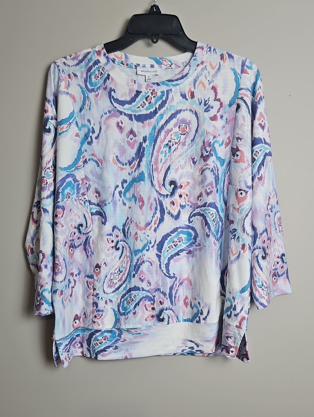 Westbound 3/4 Sleeve Crewneck Relaxed Fit Top: Color- Hazy Paisley: Size- Medium